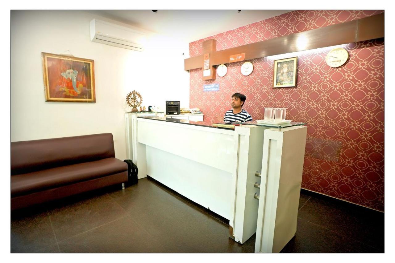 Hotel Oscar - Hauz Khas New Delhi Nova Deli Exterior foto