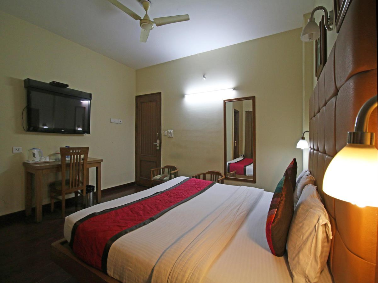 Hotel Oscar - Hauz Khas New Delhi Nova Deli Exterior foto