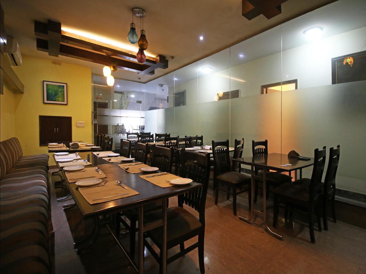 Hotel Oscar - Hauz Khas New Delhi Nova Deli Exterior foto